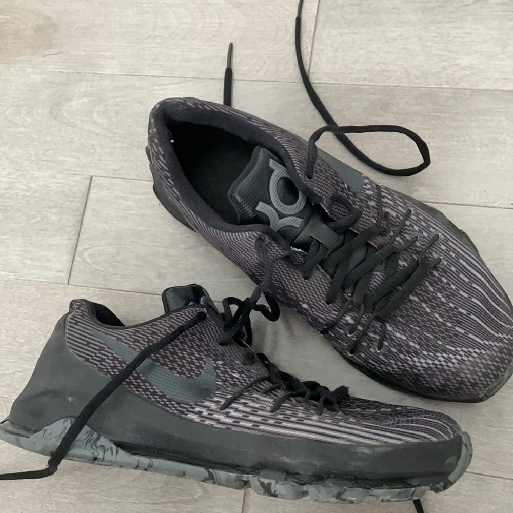 Kevin Durant ‘KD’ 8: Blackout Basketball Shoes